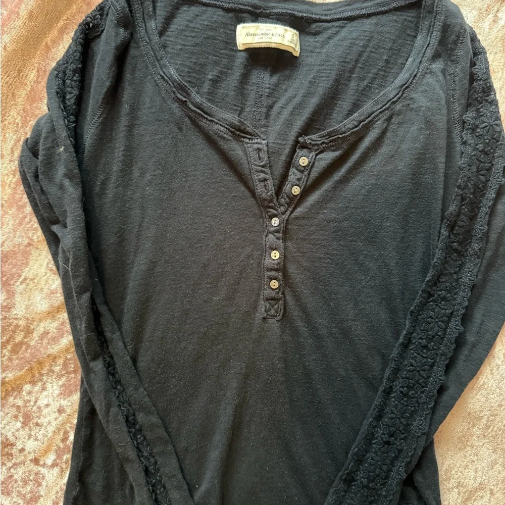 Abercrombie & Fitch Dark Blue Long Sleeve Tee - Picture 5 of 5